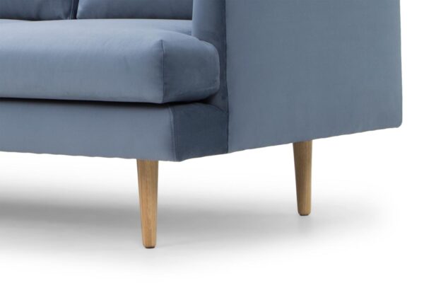 lc761 denmark 3 seater sofa dust blue 6